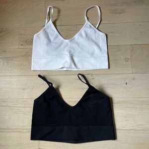 2 pack of Charlotte Russe spandex bralettes